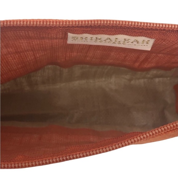 Shiraleah – Chicago Bright Cosmetic Bag with Large Accent Tassel - Picture 8 of 10